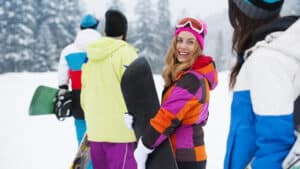 Partir au ski moins cher : les bons plans incontournables pour profiter de la montagne